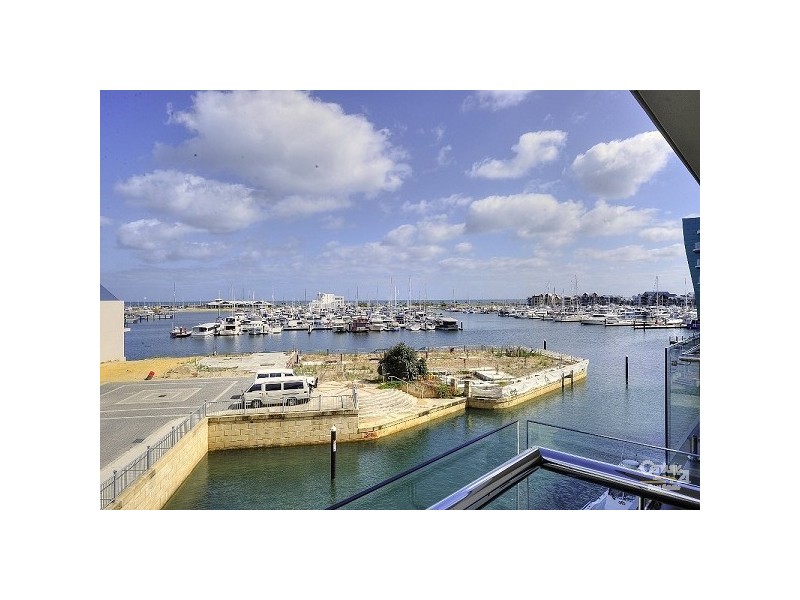 3, 18 Cannaregio Square, Mandurah WA 6210