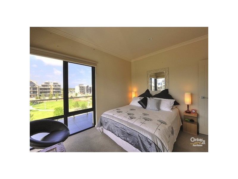 3, 18 Cannaregio Square, Mandurah WA 6210