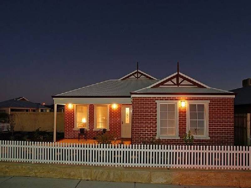 10 Jilgin Way, Ellenbrook WA 6069
