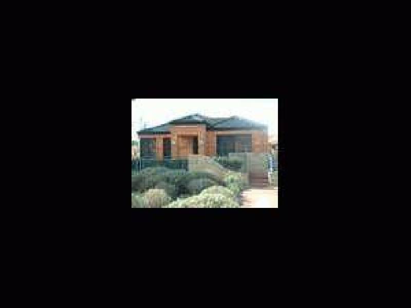 2 Siena Lane, Ellenbrook WA 6069