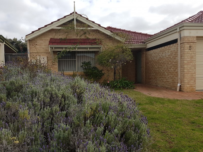 5 Agonis Way, Ellenbrook WA 6069