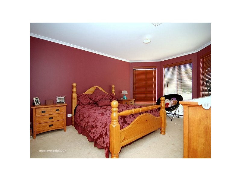 17 Harling Way, Bullsbrook WA 6084