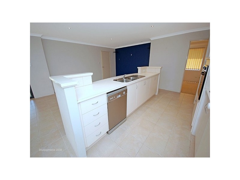 2 Gladman Pass, Ellenbrook WA 6069