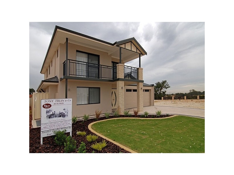 23 Aquaviva Circle, Viveash WA 6056