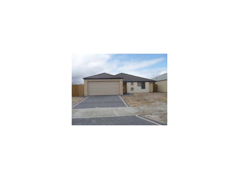 17 Ardmore Parade, Ellenbrook WA 6069