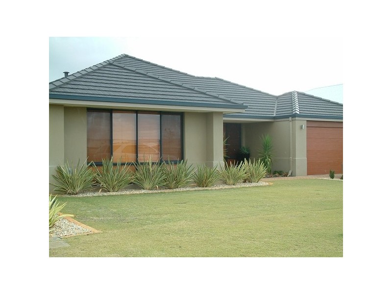 41 Derricap Avenue, Ellenbrook WA 6069