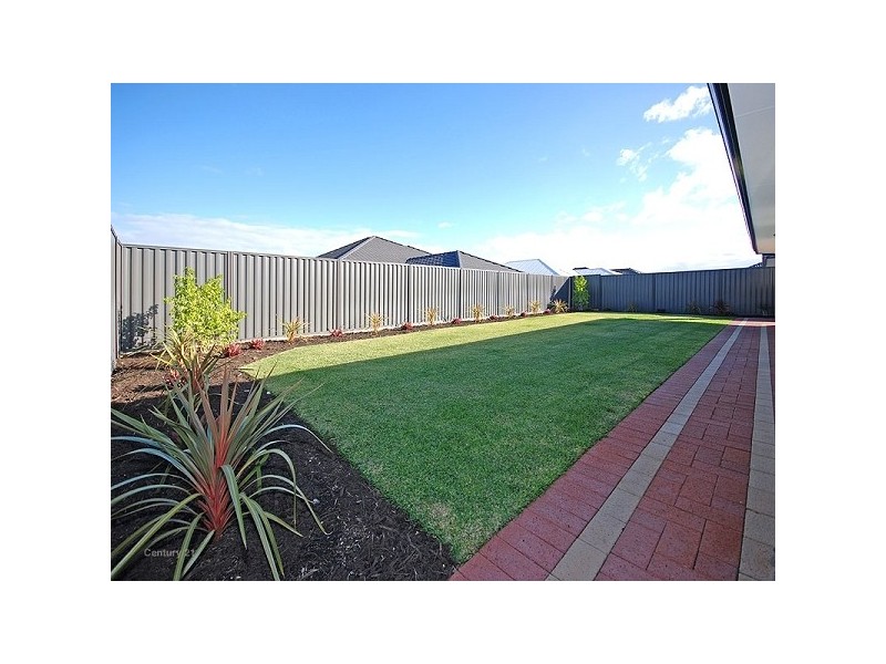 75 Edgecombe Pass, Aveley WA 6069