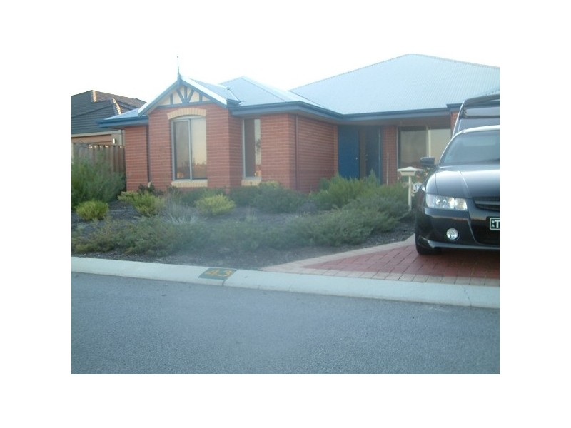 43 Derricap Ave, Ellenbrook WA 6069