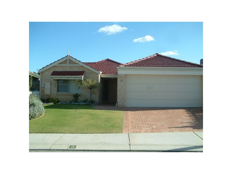 5 Agonis Way, Ellenbrook WA 6069