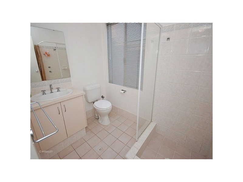 34 LARRAWA CIRCLE, Ellenbrook WA 6069