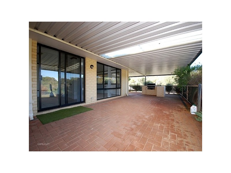 77 Chardonnay Drive, The Vines WA 6069