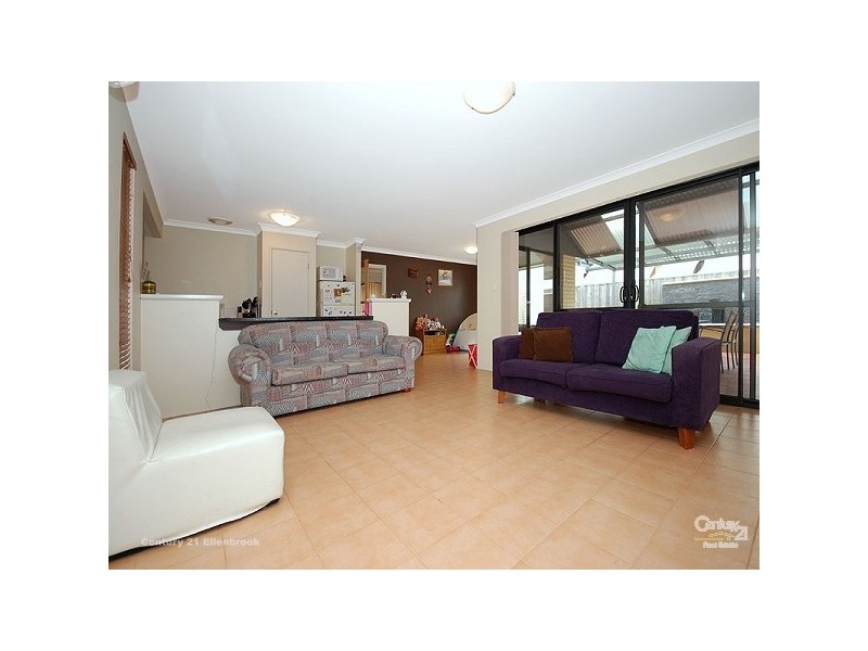 147 Coolamon Blvd, Ellenbrook WA 6069
