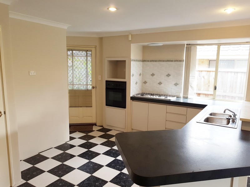 16 Regelia Turn, Ellenbrook WA 6069