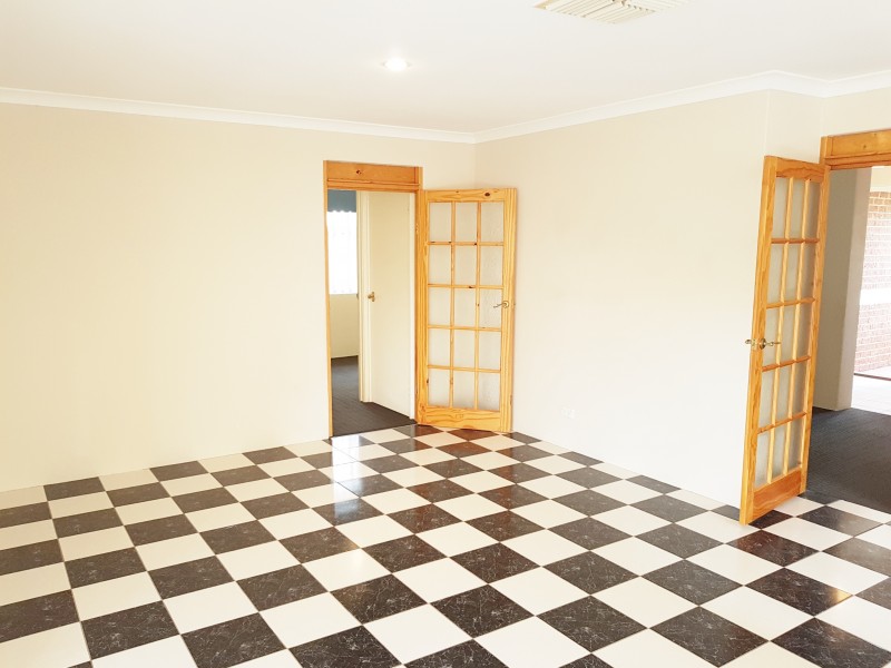16 Regelia Turn, Ellenbrook WA 6069