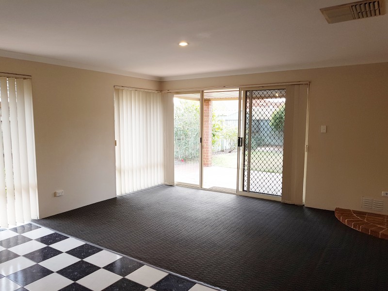 16 Regelia Turn, Ellenbrook WA 6069