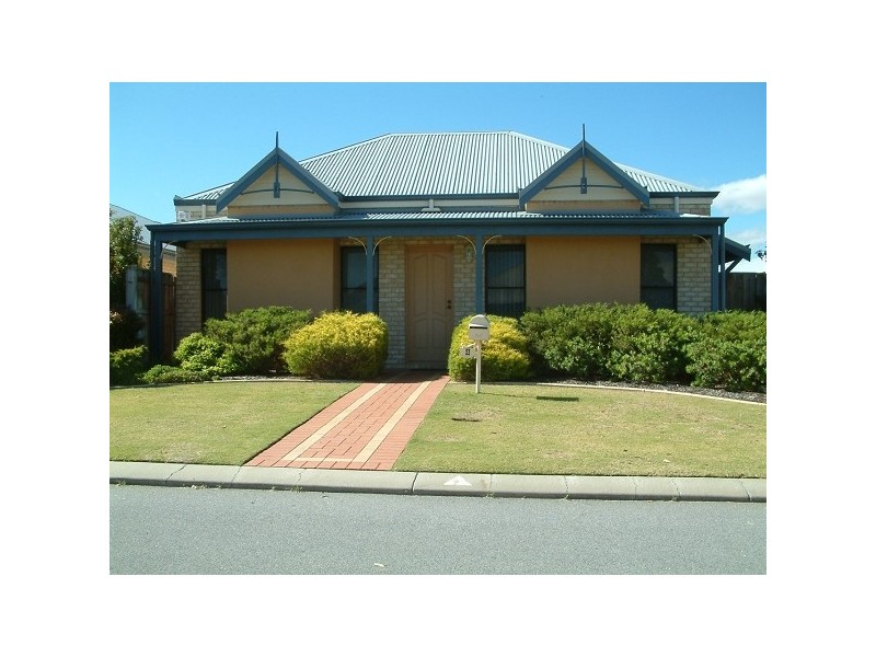 4 Thundelarra Avenue, Ellenbrook WA 6069