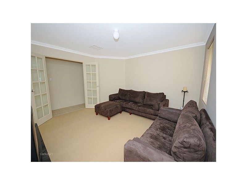 6 Durant Way, Ellenbrook WA 6069