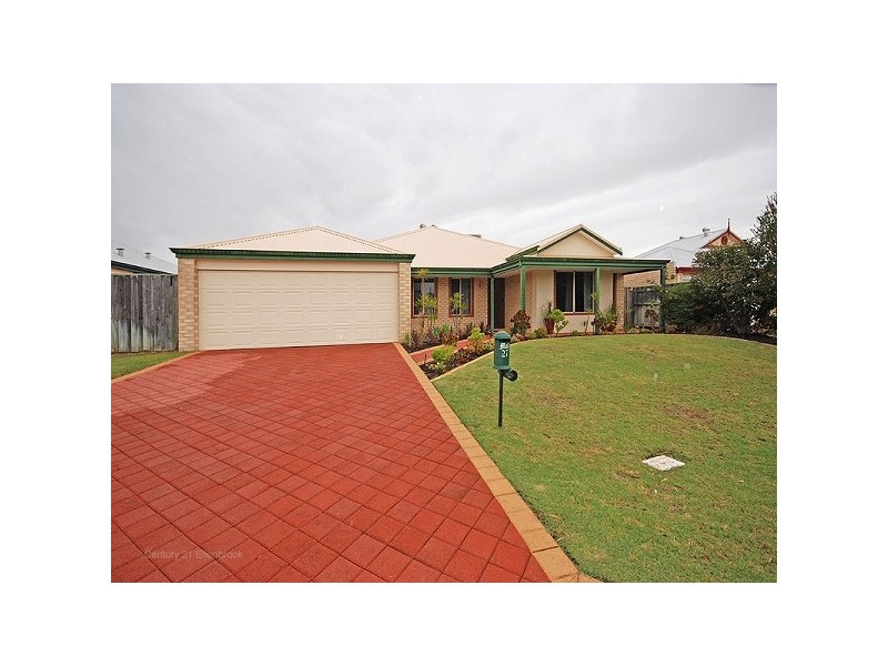 27 Kalyeeda Terrace, Ellenbrook WA 6069