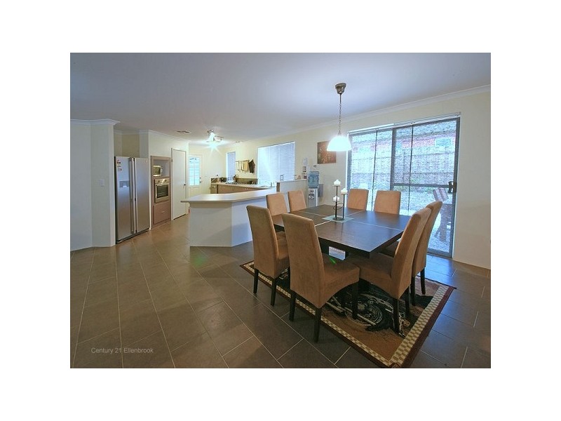 10 Turnberry Way, The Vines WA 6069