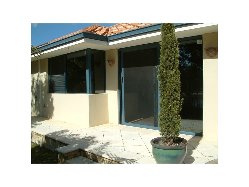 34 Santorini Turn, Ellenbrook WA 6069