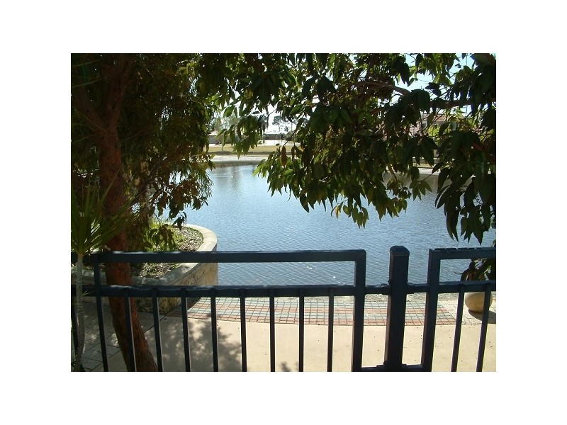 34 Santorini Turn, Ellenbrook WA 6069