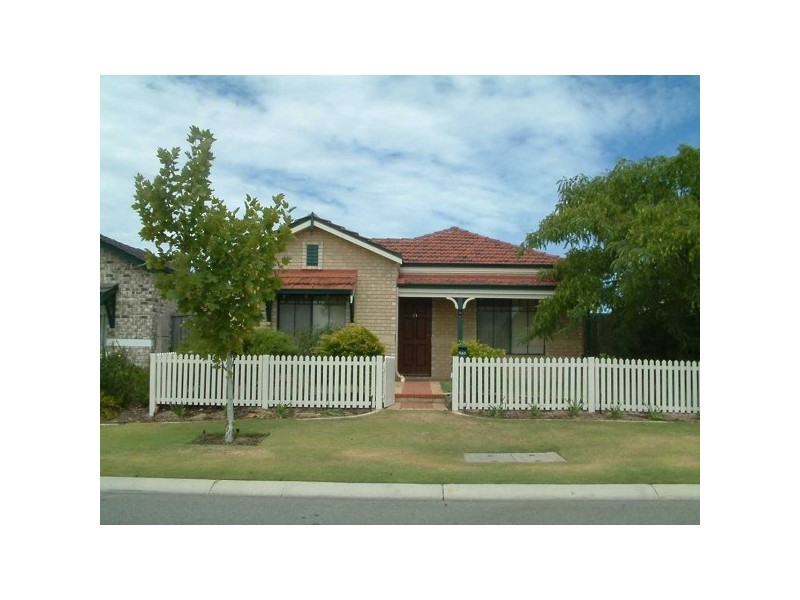 21 Sunray Circle, Ellenbrook WA 6069