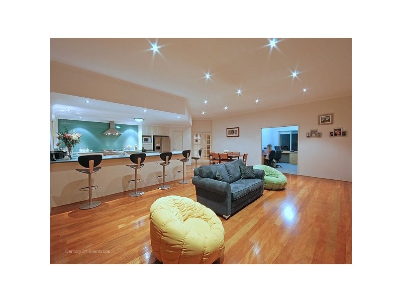 84 Joshua Mews, Baskerville WA 6056