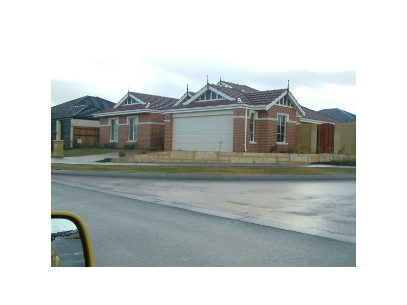 46 Simmonds Pass, Ellenbrook WA 6069