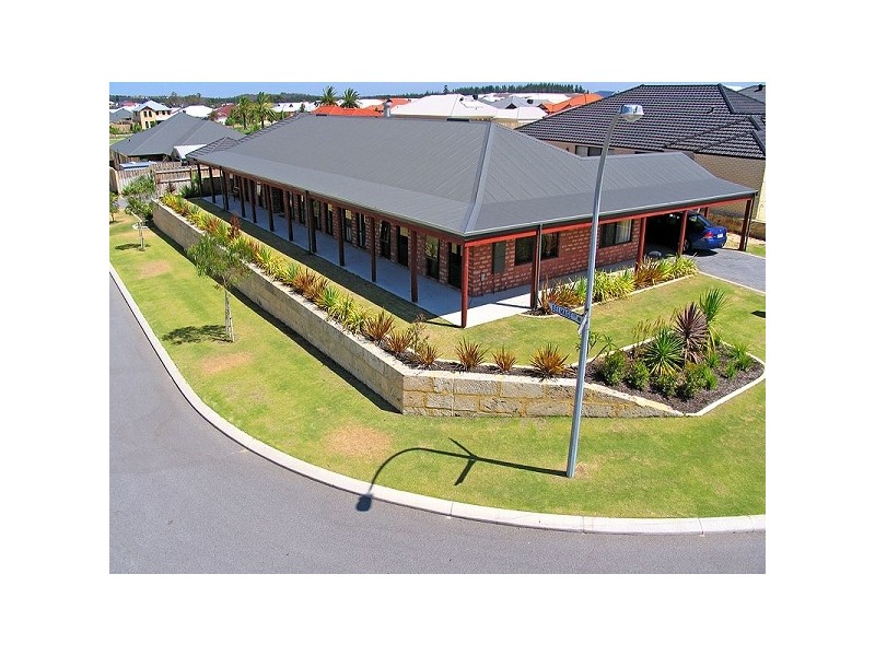 27 Delmage Circle, Ellenbrook WA 6069