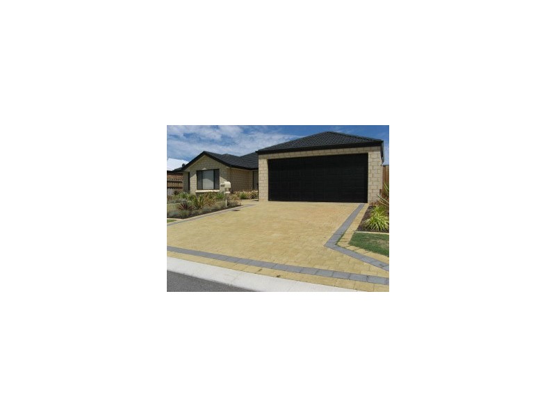 10 Abercrombie Tce, Ellenbrook WA 6069