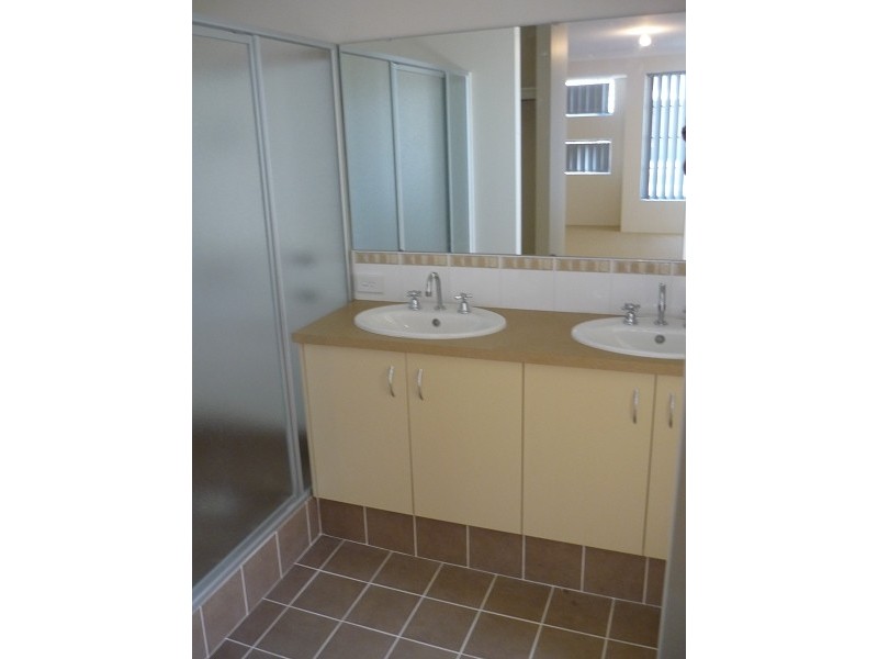 12 Yarran Link, Ellenbrook WA 6069