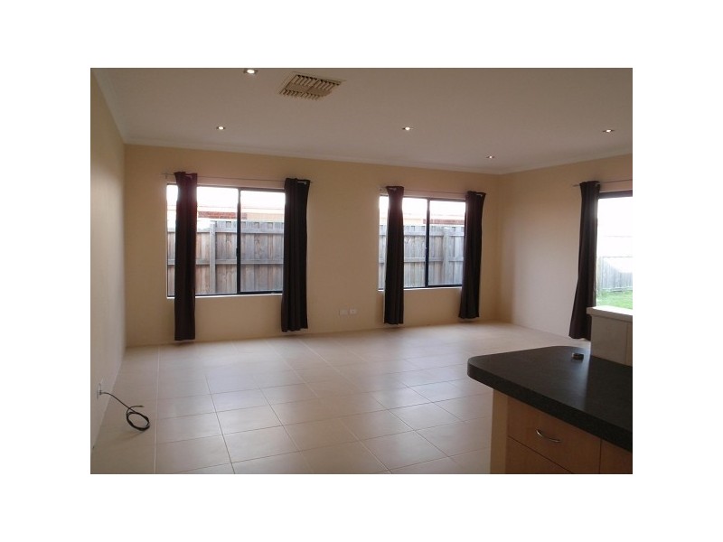 83 COOLAMON BLVD, Ellenbrook WA 6069
