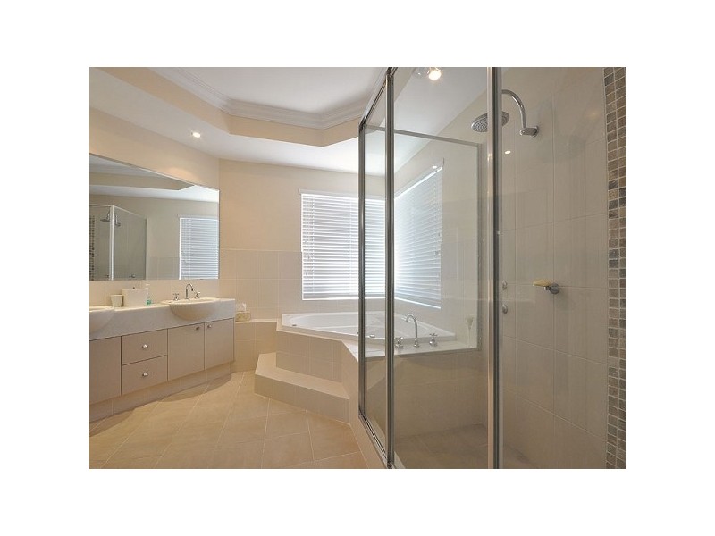 25 CityView Crescent, Ellenbrook WA 6069