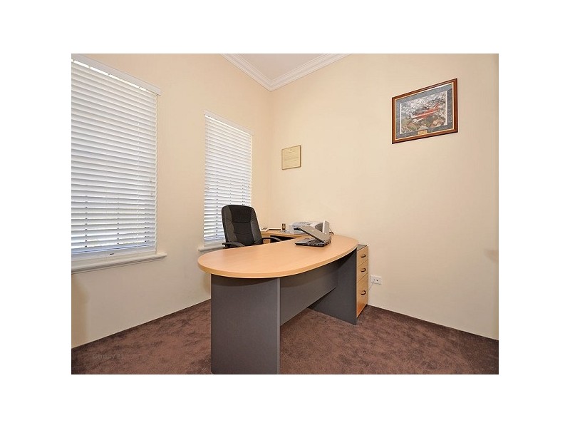 25 CityView Crescent, Ellenbrook WA 6069