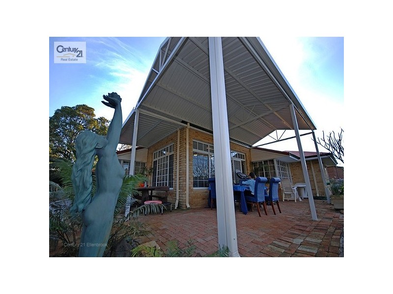218 Vines Ave, The Vines WA 6069