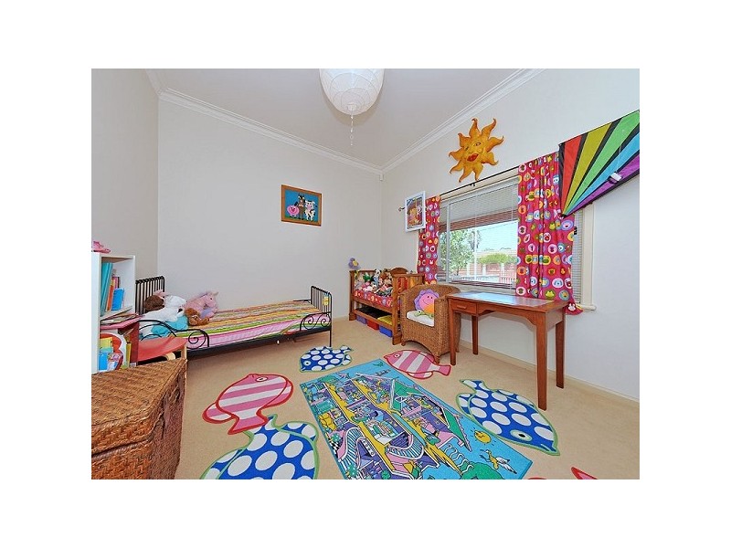 38 Margaret Street, Midland WA 6056