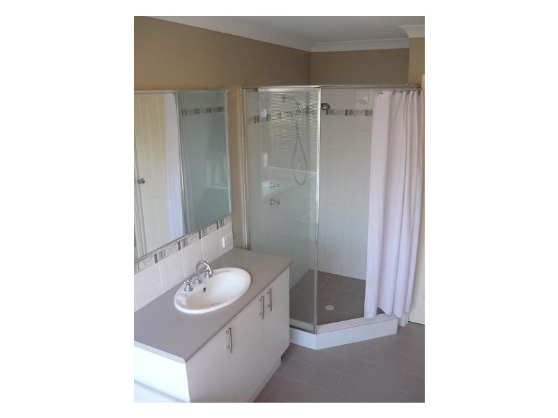 3 TURNBERRY WAY, The Vines WA 6069