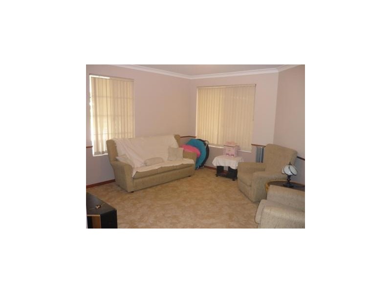 28 Regelia Turn, Ellenbrook WA 6069