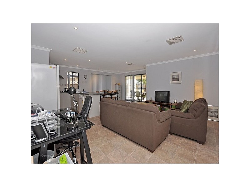 21 Thetis Tce, Ellenbrook WA 6069