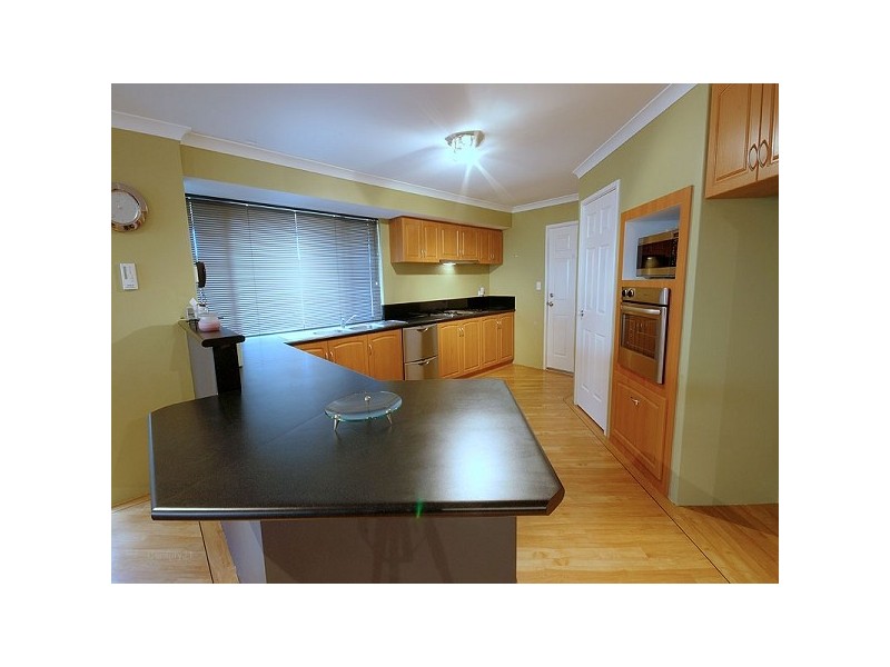 4 Glade Terrace, Ellenbrook WA 6069