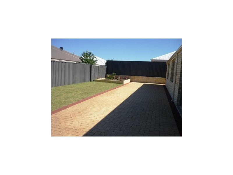 83 Edgecombe Pass, Aveley WA 6069