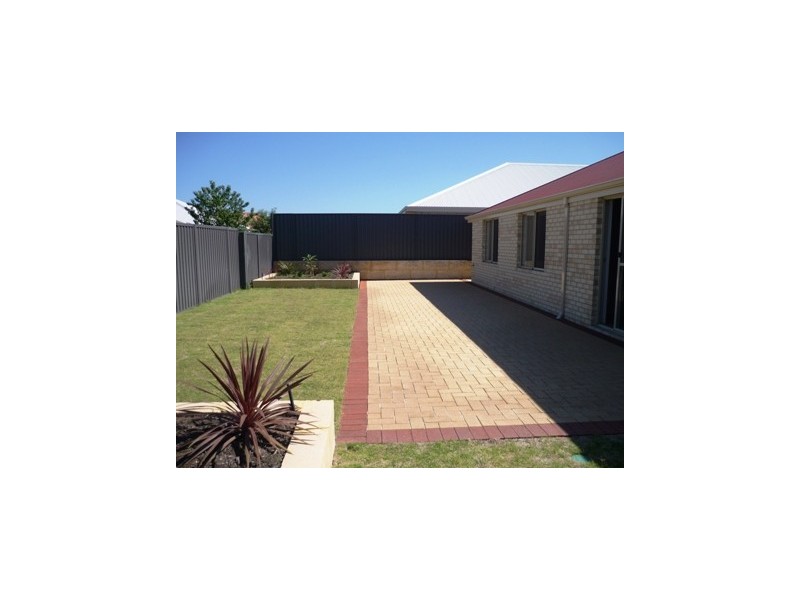 83 Edgecombe Pass, Aveley WA 6069