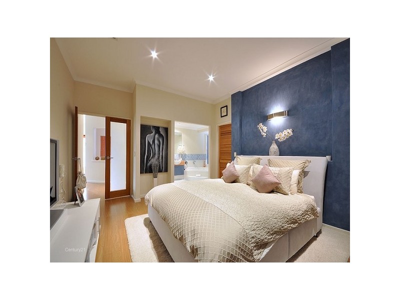 7 Ridgehill Court, Ellenbrook WA 6069