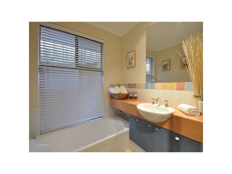 7 Ridgehill Court, Ellenbrook WA 6069