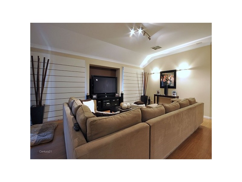 7 Ridgehill Court, Ellenbrook WA 6069