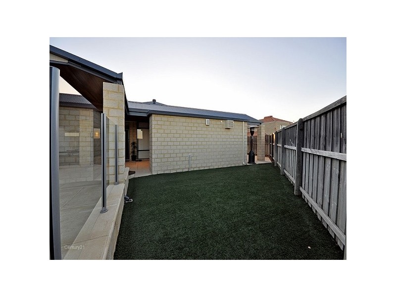 7 Ridgehill Court, Ellenbrook WA 6069