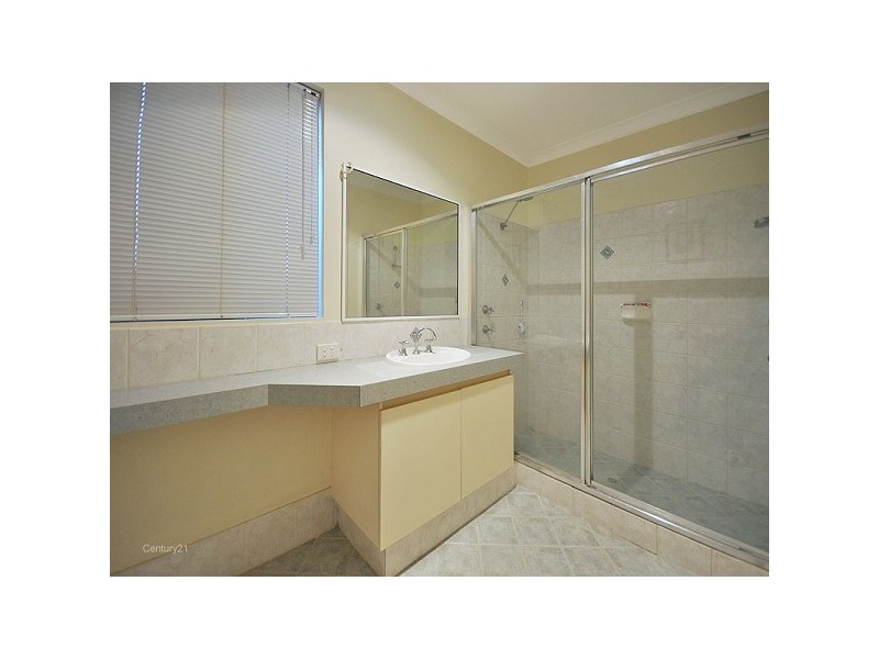 7 Bellini Ave, Ellenbrook WA 6069