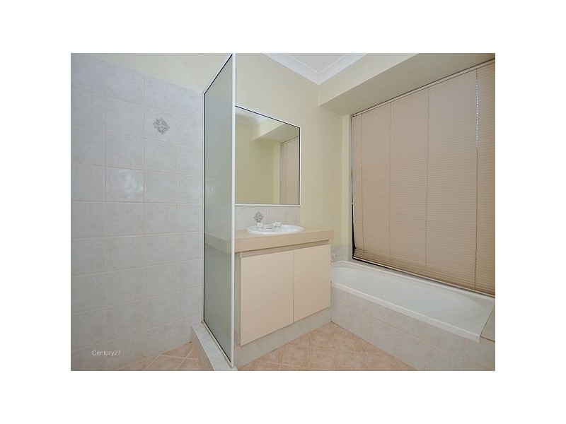 7 Bellini Ave, Ellenbrook WA 6069