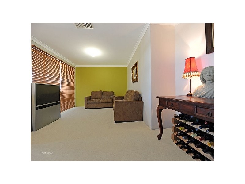 92 Pinegrove Drive, Ellenbrook WA 6069