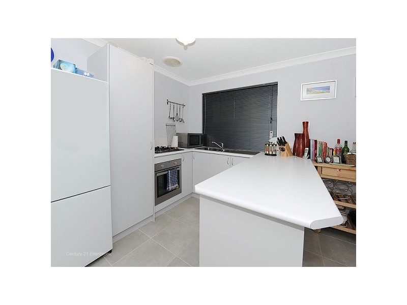 14 Birchmore Gardens, Ellenbrook WA 6069